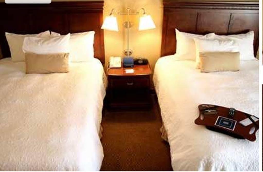 Hampton Inn Sumter Kültér fotó